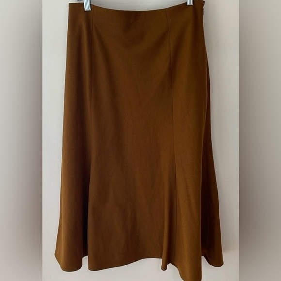 Uniqlo Dresses & Skirts - UNIQLO Skirt Size 12